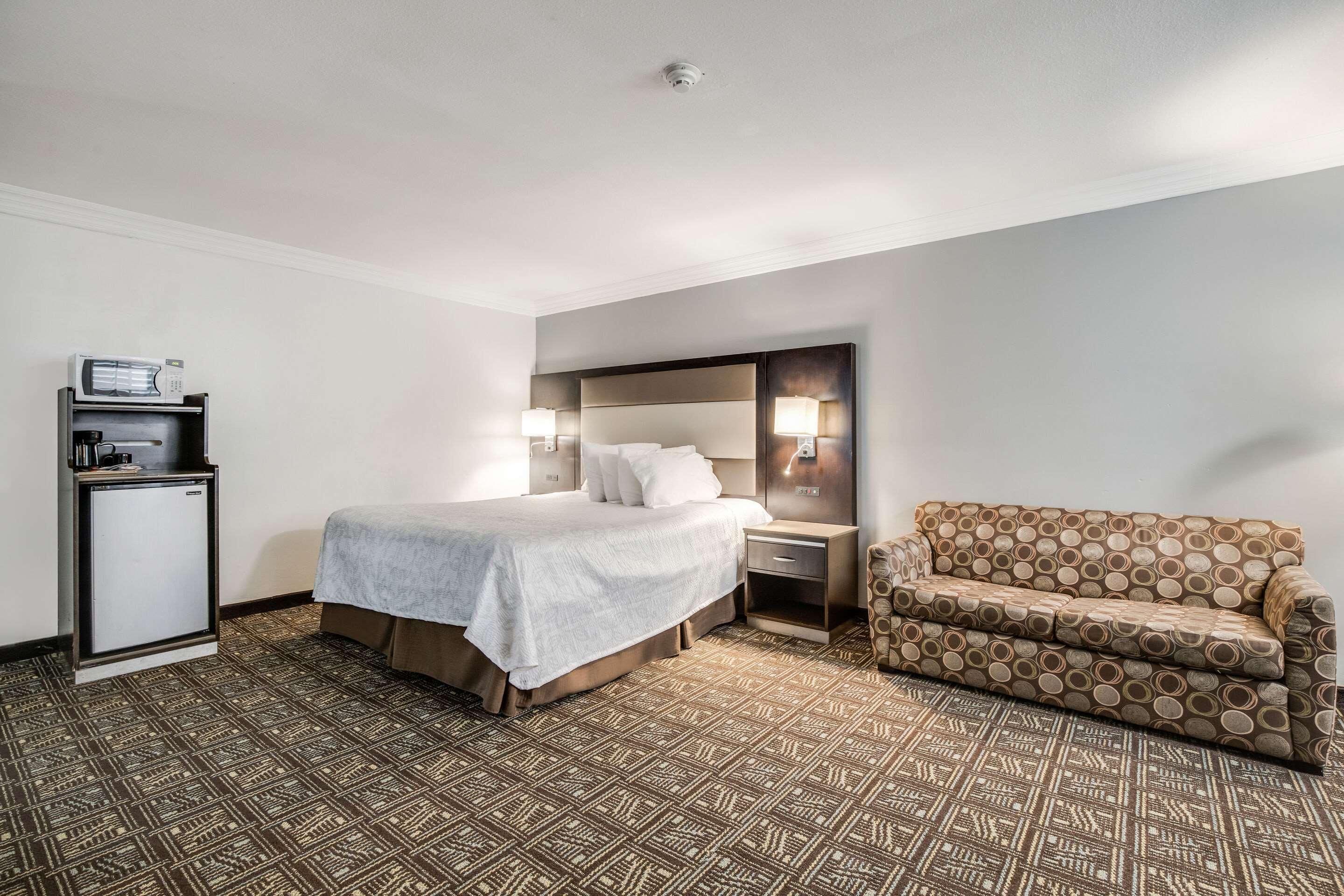 Rodeway Inn Old Town Темекула Экстерьер фото